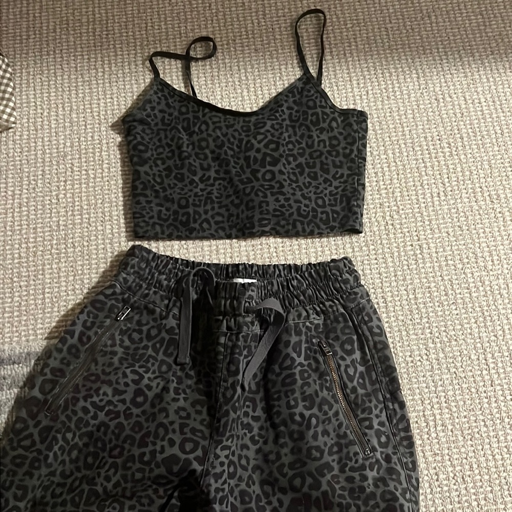 TNA cheetah print lounge set